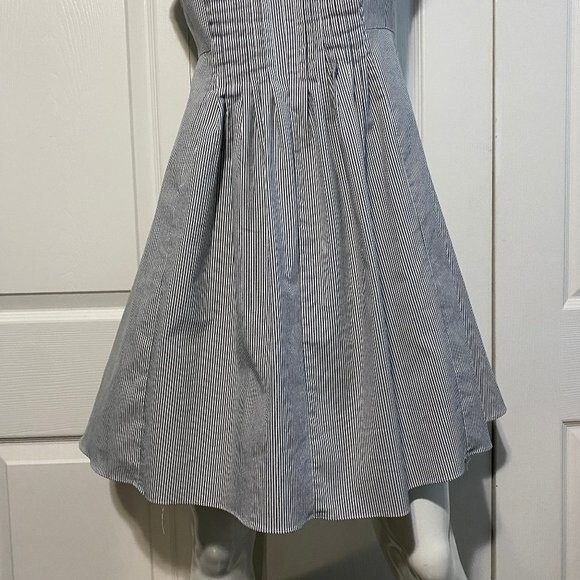 CECE Pleated Flutter Sleeve Dress Grey & White Striped Sz 6 - Picture 4 of 10